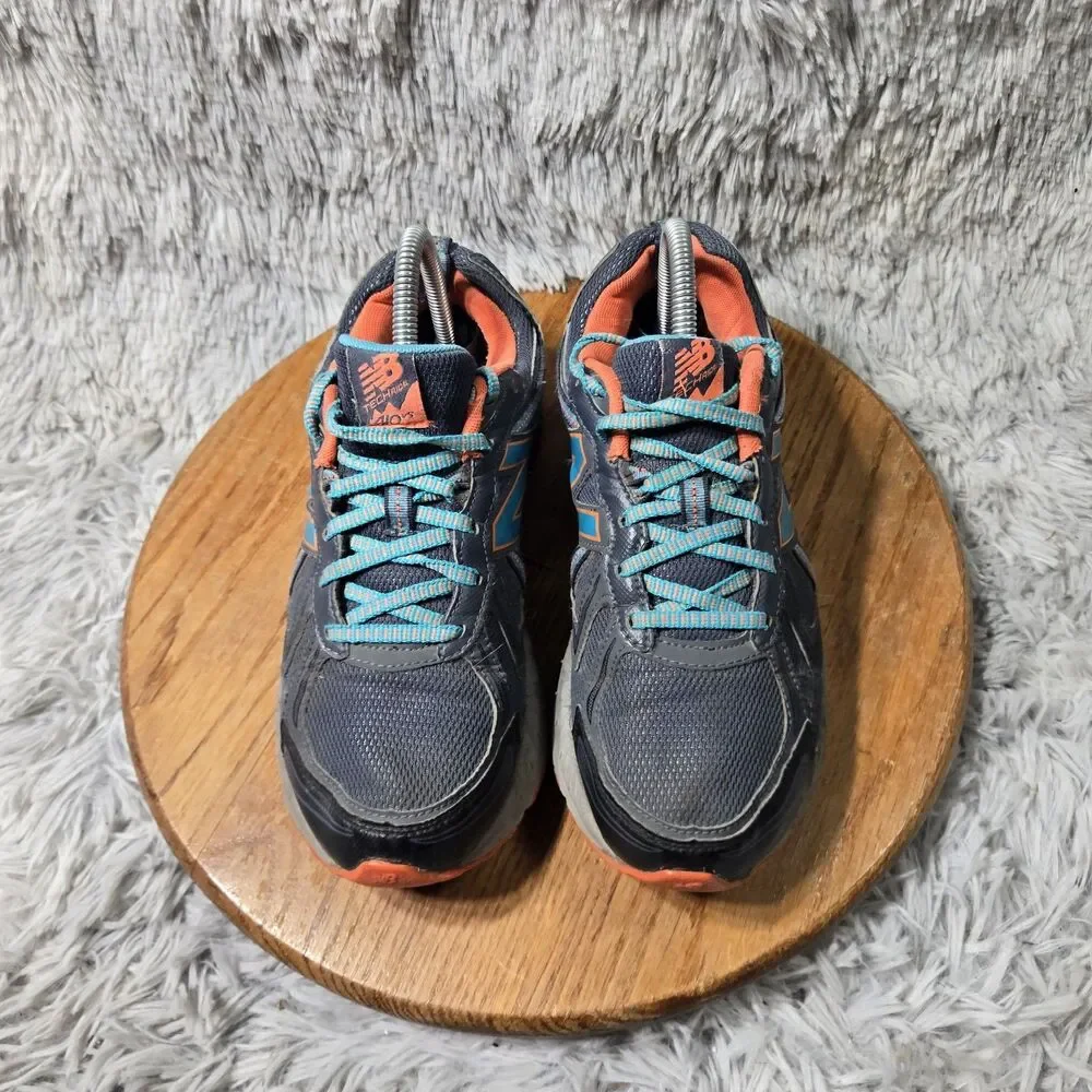 New Balance Womens 410 V5 WT410 Blue Trail Running Sneakers Wide Width Size 9-10